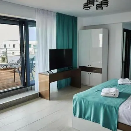 Strada Lotus Mamaia Nord ナボダリ
